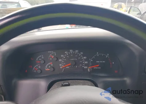 2000 Ford F-250 Lariat/Xl/Xlt from USA, damaged, VIN 1FTNX21F9YEB46184